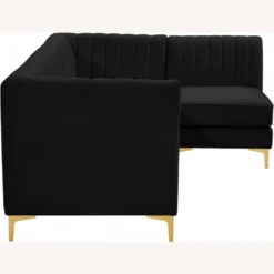 Other Modular Sectional In Channel Tufted Black Velvet - 1500 1500 frame 0 1040