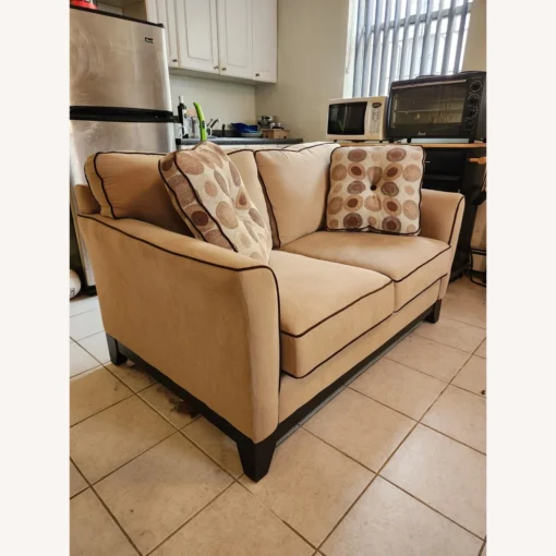 Bob's Discount Tan Love Seat With Pillows - 1500 1500 frame 0 1378