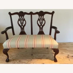 Hickory Chair Chase Settee - 1500 1500 frame 0 2076