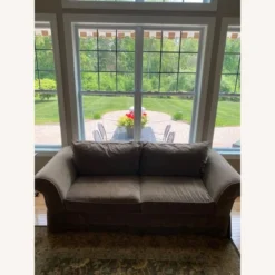 Domain Couch Seats 3 - 1500 1500 frame 0 2577