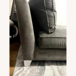 Crate & Barrel Marlowe Daybed/Couch - 1500 1500 frame 0 2721