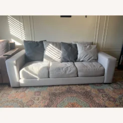Raymour & Flanigan Comfortable Grey Couch - 1500 1500 frame 0 2818