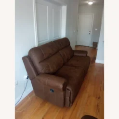 Raymour & Flanigan Reclining Sofa - 1500 1500 frame 0 2909