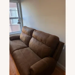 Raymour & Flanigan Reclining Sofa - 1500 1500 frame 0 2911