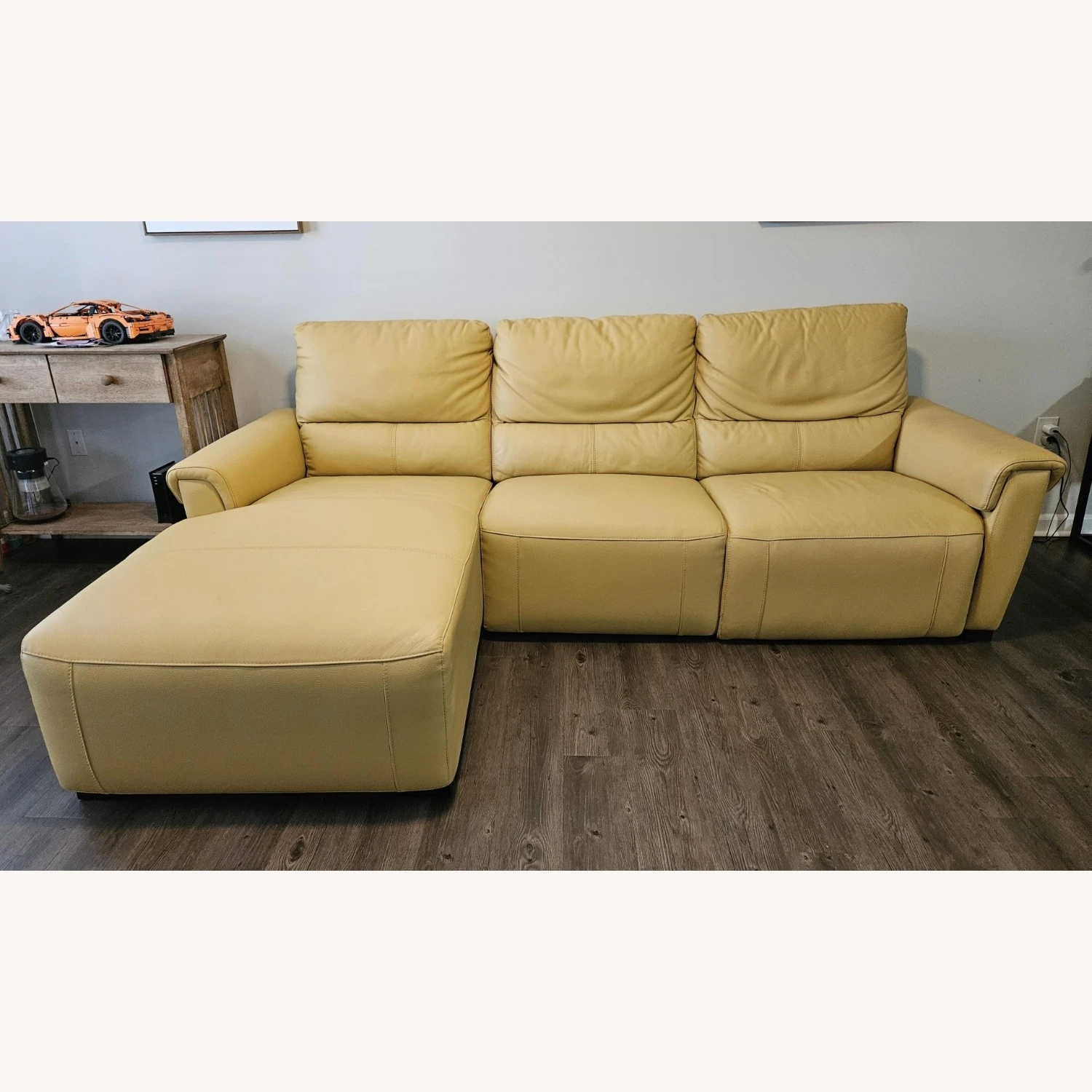 Minnich Reclining Leather Sectional Sofa 4 Minnich Reclining Leather Sectional Sofa - Image 4