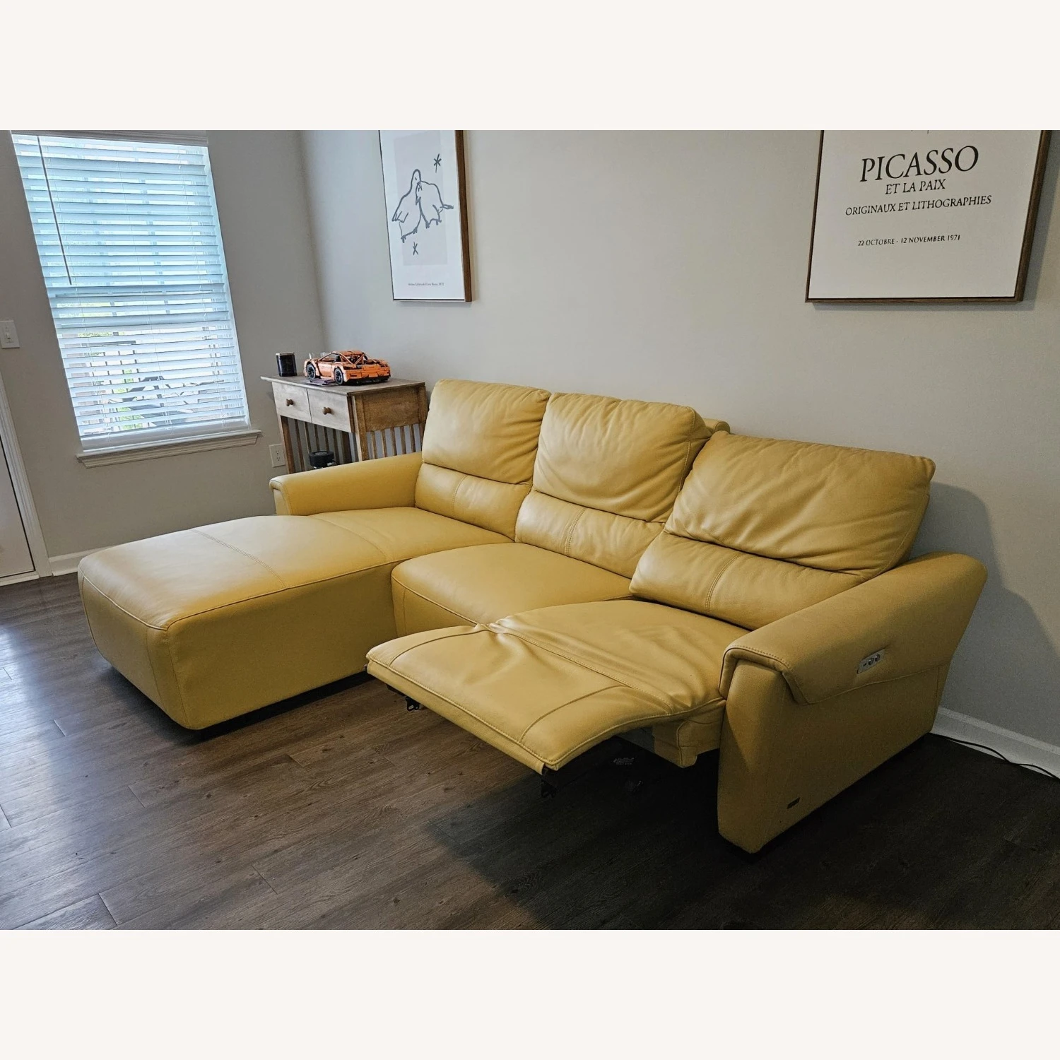Minnich Reclining Leather Sectional Sofa 7 Minnich Reclining Leather Sectional Sofa - Image 7