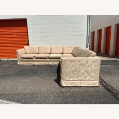 Vintage Floral Gold Sectional - 1500 1500 frame 0 827